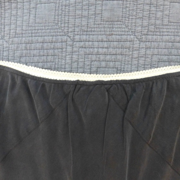 100% Silk Midi Skirt w/ Contrasting Lace Trim  Dark Grey Size XS - Picture 3 of 6
